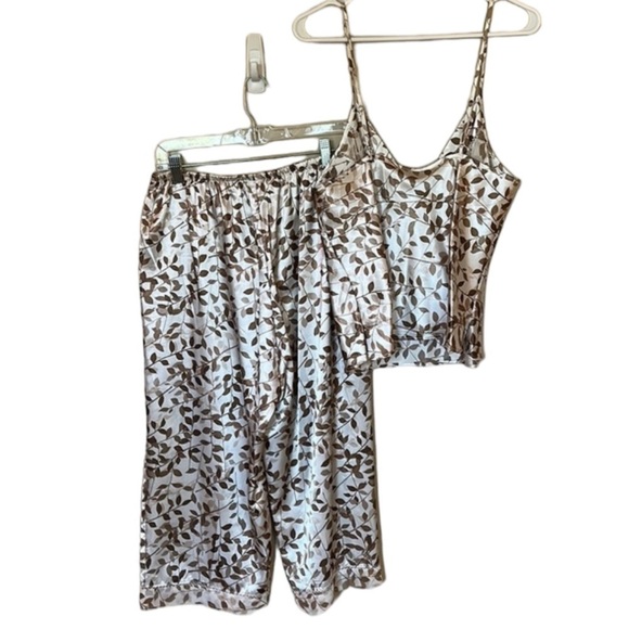 NWT 2-pc sleepwear cami top and capri cropped pants satin cream tan brown Lrg - Picture 4 of 9